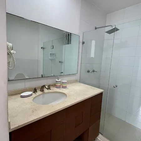 Moderno Apartamento Con Salida Al Mar *