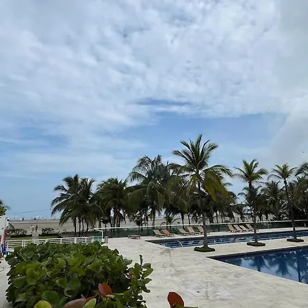 Moderno Apartamento Con Salida Al Mar Cartagena