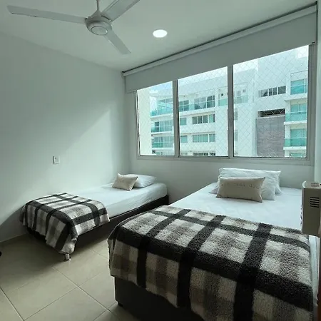 Moderno Apartamento Con Salida Al Mar Apartamento